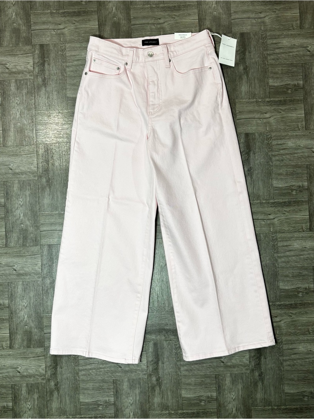Free Assembly Wide Leg High-Rise Jeans in Light Pink